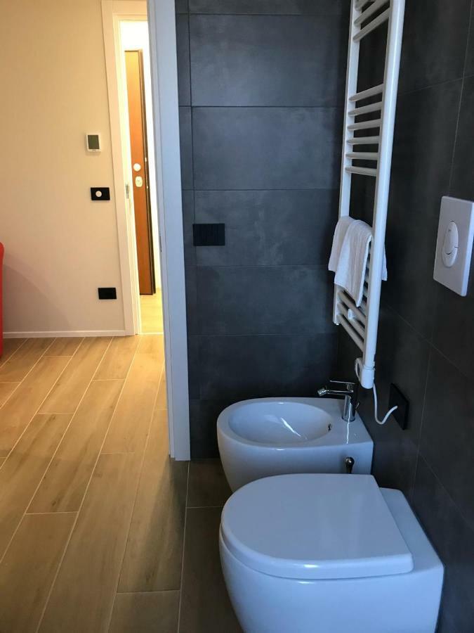 Roma Rooms Анкона Экстерьер фото
