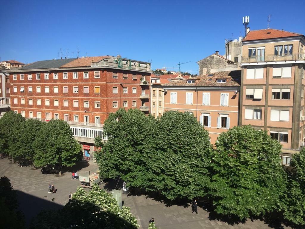 Roma Rooms Анкона Экстерьер фото